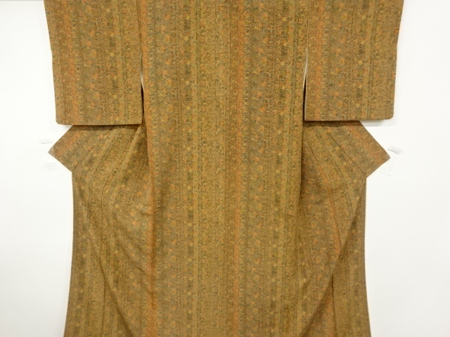 縞に花古典柄模様小紋着物